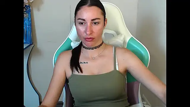 Cammil1a horn online show from 07-19-26, 05:11