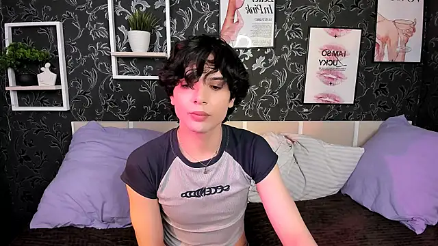 Snapshot of RubyMote chatting on 07-06-26, 03:03 RubyMote online show from 07-06-26, 03:03