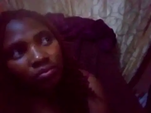 Snapshot of pebbles0 chatting on 06-04-26, 04:02 pebbles0 online show from 06-04-26, 04:02