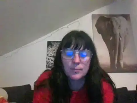 Snapshot of sexujuly88 chatting on 12-26-24, 10:52 sexujuly88 online show from 12-26-24, 10:52