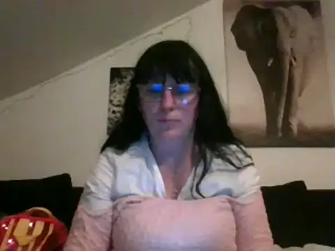 Snapshot of sexujuly88 chatting on 03-02-25, 09:54 sexujuly88 online show from 03-02-25, 09:54