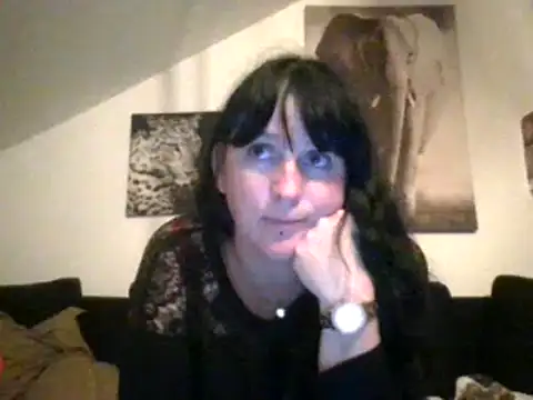 Snapshot of sexujuly88 chatting on 09-14-25, 09:25 sexujuly88 online show from 09-14-25, 09:25