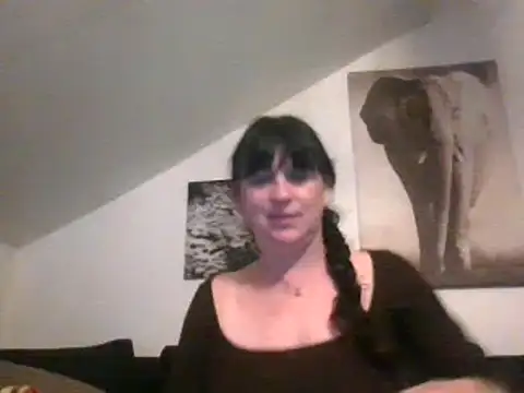 Snapshot of sexujuly88 chatting on 10-21-25, 09:26 sexujuly88 online show from 10-21-25, 09:26