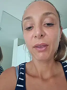 jasminelabeurette69 online show from 06-02-26, 01:35