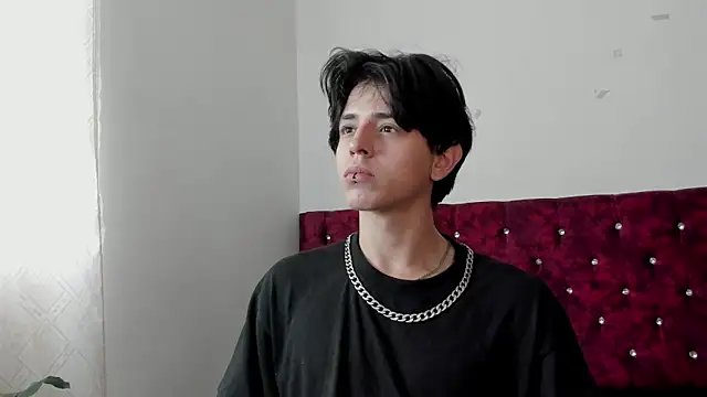 Snapshot of Angel_Miguel_1 chatting on 06-03-26, 08:25 Angel Miguel 1 online show from 06-03-26, 08:25