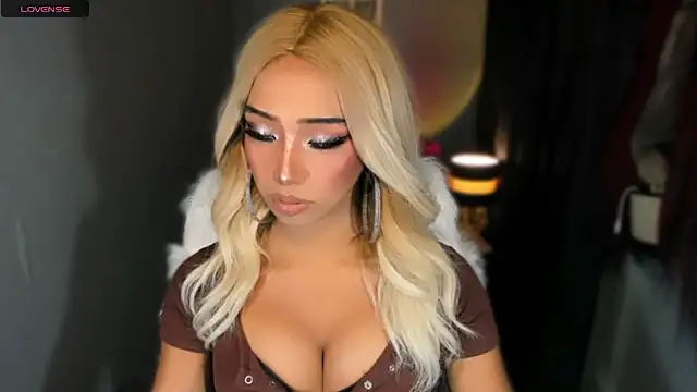 Attractive Goddess Isla online show from 06-13-26, 01:20