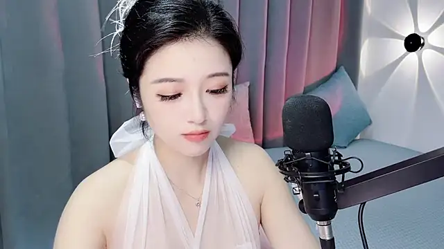 Momo-Wow online show from 07-09-26, 05:55