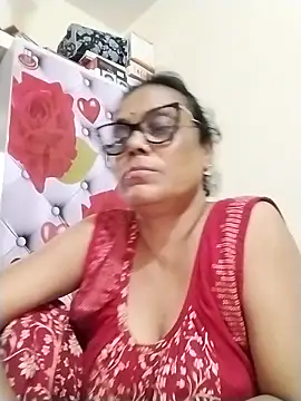 Snapshot of chatterjeesayani567 chatting on 06-11-26, 05:00 chatterjeesayani567 online show from 06-11-26, 05:00