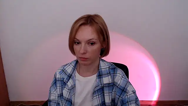 Snapshot of AdelleLovee_ chatting on 06-16-26, 11:35 AdelleLovee online show from 06-16-26, 11:35