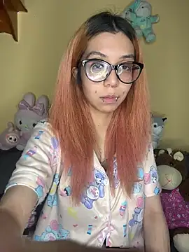 Nana-Komatsu online show from 07-04-26, 05:46
