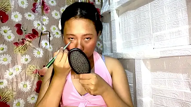 Abegail2221 online show from 07-22-26, 12:41