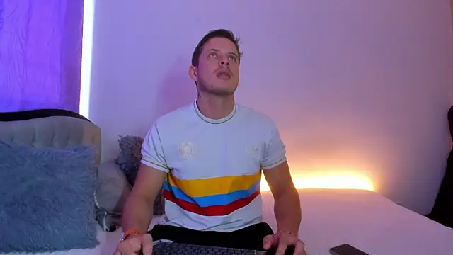johnycooper08 online show from 07-19-26, 01:26