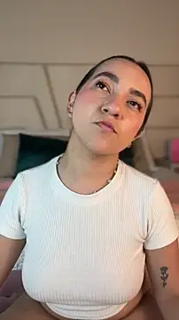 Snapshot of arabella__1 chatting on 06-23-26, 12:08 arabella 1 online show from 06-23-26, 12:08