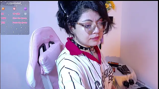 Snapshot of Meow_cat4 chatting on 07-24-26, 05:44 Meow cat4 online show from 07-24-26, 05:44