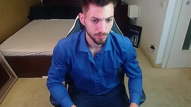 Snapshot of FelixRook chatting on 06-22-26, 04:09 FelixRook online show from 06-22-26, 04:09