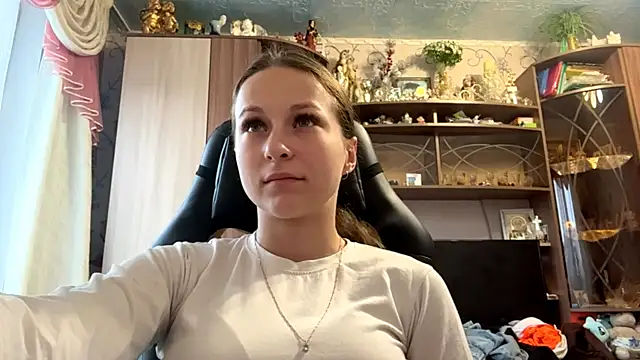Snapshot of TaIliedGuest chatting on 07-15-26, 02:39 TaIliedGuest online show from 07-15-26, 02:39