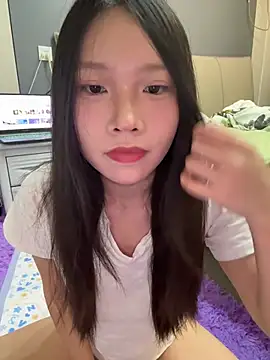 Snapshot of HANa_021 chatting on 06-03-26, 10:18 HANa 021 online show from 06-03-26, 10:18