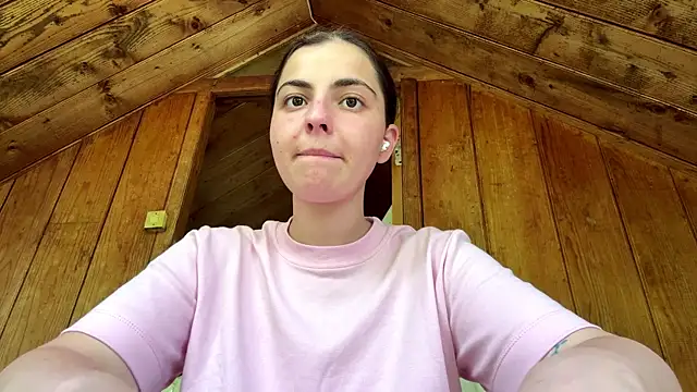 MarisaKomar online show from 07-17-26, 01:07