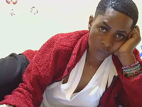 Snapshot of lunah_sexxy chatting on 06-30-26, 05:14 lunah sexxy online show from 06-30-26, 05:14