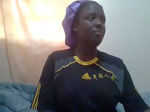 pinky-lip online show from 06-10-26, 08:35
