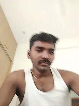 Snapshot of thangamsuji chatting on 07-10-26, 04:28 thangamsuji online show from 07-10-26, 04:28