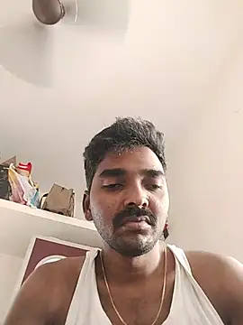 Snapshot of thangamsuji chatting on 07-15-26, 03:12 thangamsuji online show from 07-15-26, 03:12