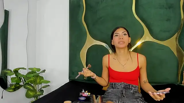 Mila petiteasm online show from 07-15-26, 12:43