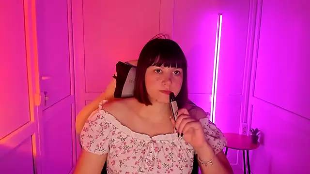 Vanilla Vixen online show from 07-15-26, 05:56