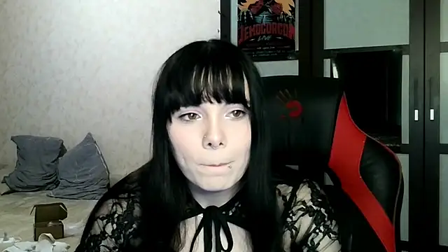 Snapshot of kawaiigothica chatting on 06-13-26, 05:33 kawaiigothica online show from 06-13-26, 05:33