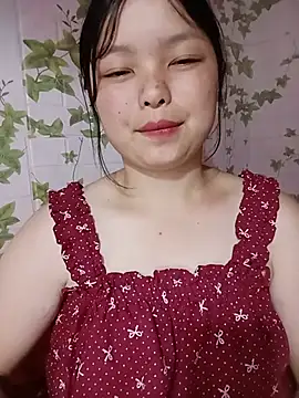 Linna-bae online show from 07-14-26, 10:54