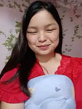 Linna-bae online show from 07-19-26, 12:53