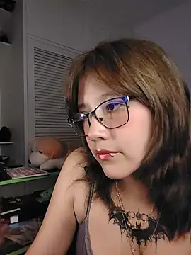 Snapshot of Belcetnat chatting on 06-25-26, 07:51 Belcetnat online show from 06-25-26, 07:51