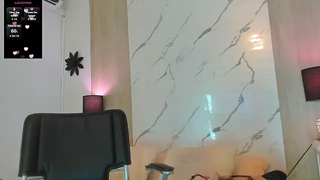 DanniValencia online show from 06-15-26, 07:38