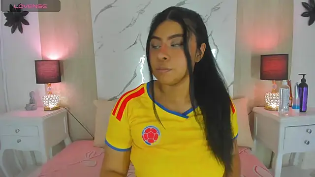 DanniValencia online show from 06-28-26, 07:42