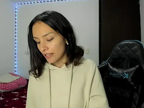 Megan blue   online show from 06-09-26, 10:21