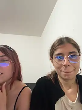 Snapshot of Cherry_Luna1 chatting on 07-02-26, 02:11 Cherry Luna1 online show from 07-02-26, 02:11
