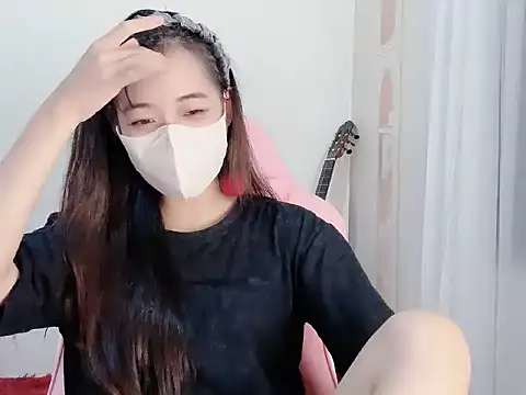 Snapshot of BUNNIIE_MIE chatting on 06-23-26, 01:58 BUNNIIE MIE online show from 06-23-26, 01:58