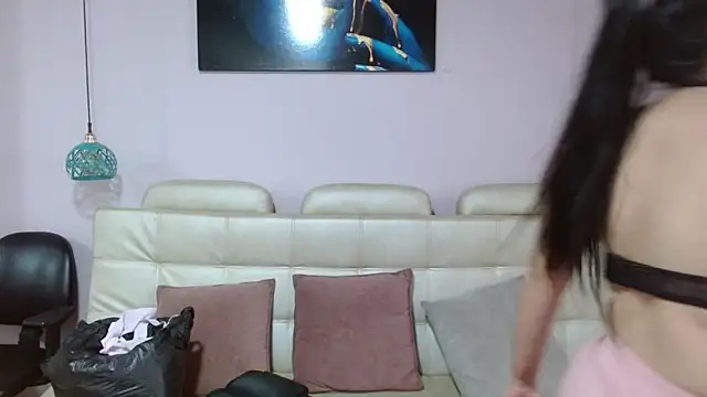 Snapshot of Hana_MorganX chatting on 06-17-26, 08:32 Hana MorganX online show from 06-17-26, 08:32