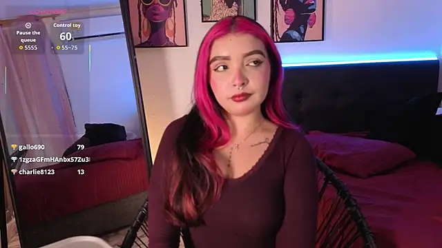 Maia Mancini5 online show from 07-09-26, 08:02