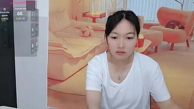 Snapshot of 77-Xiaodigua chatting on 06-05-26, 02:29 77-Xiaodigua online show from 06-05-26, 02:29