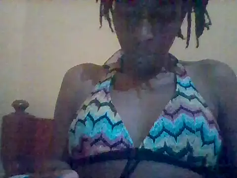 Snapshot of Zinnah_Q chatting on 06-08-26, 08:26 Zinnah Q online show from 06-08-26, 08:26