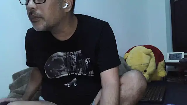 komadanaoki online show from 08-03-26, 12:43