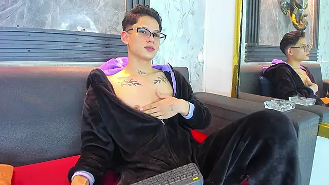 Snapshot of Brianhot0F chatting on 07-23-26, 12:13 Brianhot0F online show from 07-23-26, 12:13