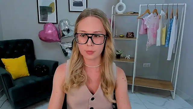 Dana Long online show from 06-07-26, 12:53