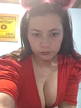 Snapshot of BIGTITS0 chatting on 06-14-26, 06:43 BIGTITS0 online show from 06-14-26, 06:43