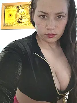 Snapshot of BIGTITS0 chatting on 06-17-26, 08:54 BIGTITS0 online show from 06-17-26, 08:54