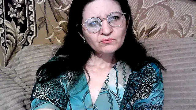 Snapshot of Dear_Annet chatting on 06-20-26, 06:33 Dear Annet online show from 06-20-26, 06:33