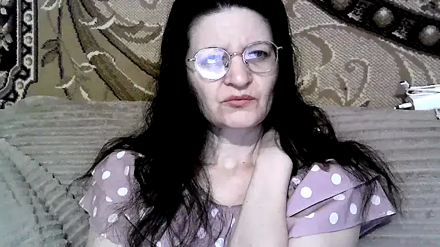 Snapshot of Dear_Annet chatting on 07-12-26, 09:28 Dear Annet online show from 07-12-26, 09:28