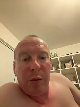 Snapshot of Palered chatting on 07-21-26, 10:23 Palered online show from 07-21-26, 10:23