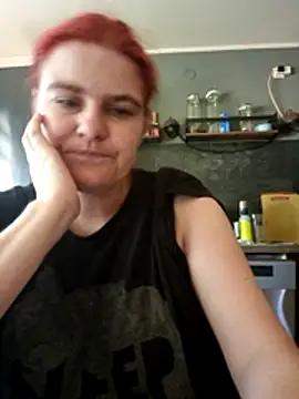 Snapshot of GoldenWifee chatting on 06-24-26, 05:06 GoldenWifee online show from 06-24-26, 05:06